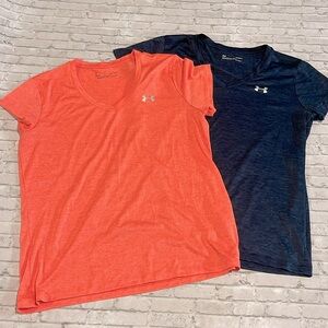 Under Armour Heatgear Lot of 2 women’s shirts loose fit